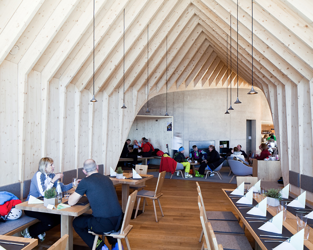 Berghütte Oberholz, Obereggen, Südtirol, Peter Pichler, Pavol Mikolajcak, Christian Flatscher, Monocle, Architekturfotografie, Fotografie, Architekturphotographie, Photographie, Architektur