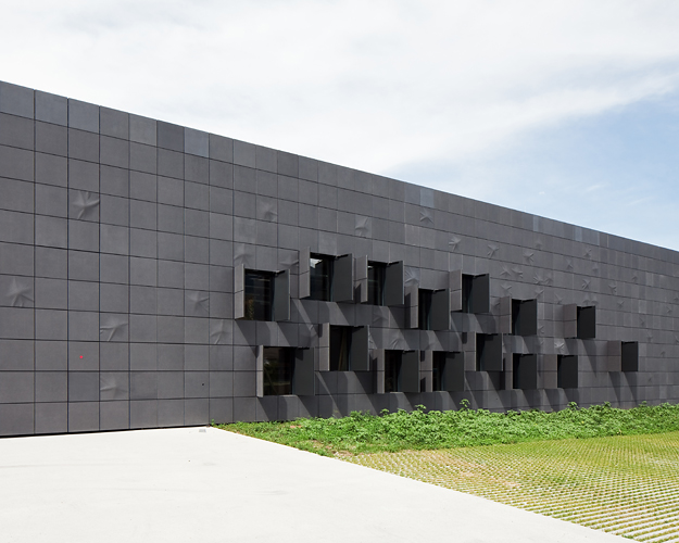 Sammlungs- und Forschungszentrum der Tiroler Landesmuseen, Hall in Tirol, Tiroler Landesmuseen, Franz Architekten, Franz und Sue, Franz & Sue, Christian Flatscher, Architekturfotografie, Fotografie, Architekturphotographie, Photographie, Architektur, Tirol