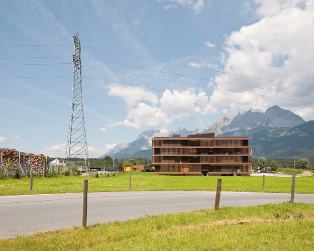 Stammhaus Egger, Fritz Egger GmbH & Co OG, St. Johann in Tirol, Bruno Moser, Architekturwerkstatt, Christian Flatscher, Architekturfotografie, Fotografie, Architekturphotographie, Photographie, Architektur, Tirol