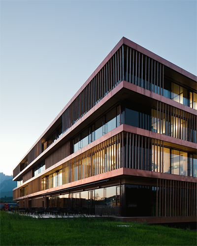 Stammhaus Egger, Fritz Egger GmbH & Co OG, St. Johann in Tirol, Bruno Moser, Architekturwerkstatt, Christian Flatscher, Architekturfotografie, Fotografie, Architekturphotographie, Photographie, Architektur, Tirol