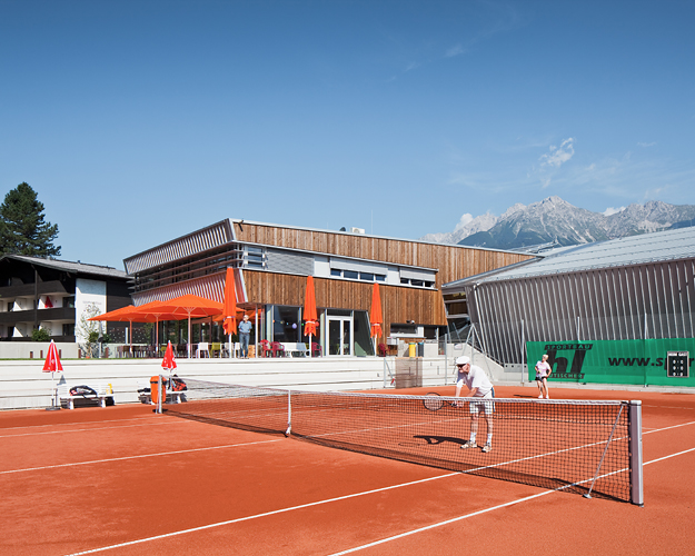 Tennisanlage Wiesengasse, Innsbruck, Beaufort Architekten, IIG, Sportunion Tirol, Turnerschaft Innsbruck, Christian Flatscher, Architekturfotografie, Fotografie, Architekturphotographie, Photographie, Architektur, Tirol