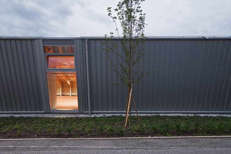 Tennisanlage Wiesengasse, Innsbruck, Beaufort Architekten, IIG, Sportunion Tirol, Turnerschaft Innsbruck, Christian Flatscher, Architekturfotografie, Fotografie, Architekturphotographie, Photographie, Architektur, Tirol