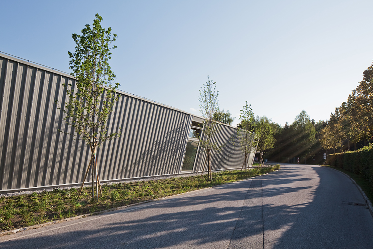 Tennisanlage Wiesengasse, Innsbruck, Beaufort Architekten, IIG, Sportunion Tirol, Turnerschaft Innsbruck, Christian Flatscher, Architekturfotografie, Fotografie, Architekturphotographie, Photographie, Architektur, Tirol