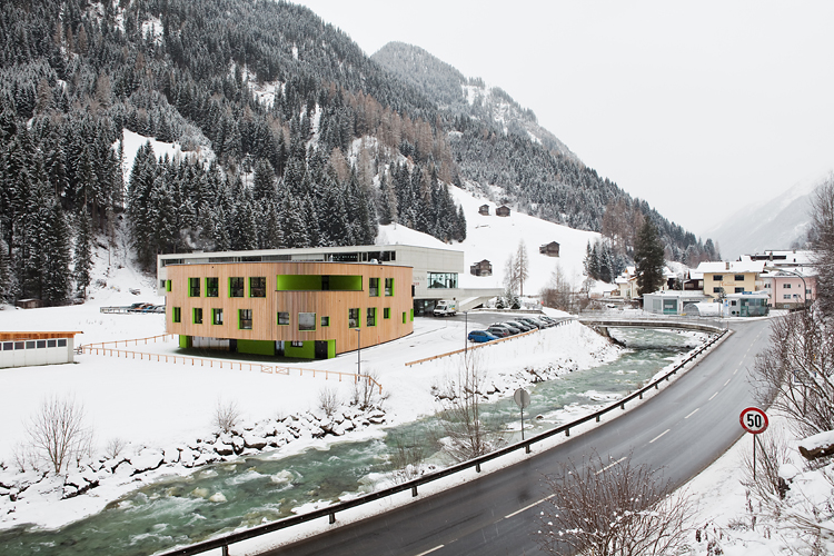 Volksschule Kappl, Kappl, Paznaun, Stoll.Wagner+Partner Architektur, Reinhard Wagner, Philipp Stoll, Christian Flatscher, Architekturfotografie, Fotografie, Architekturphotographie, Photographie, Architektur, Tirol