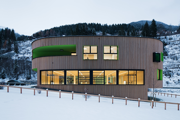 Volksschule Kappl, Kappl, Paznaun, Stoll.Wagner+Partner Architektur, Reinhard Wagner, Philipp Stoll, Christian Flatscher, Architekturfotografie, Fotografie, Architekturphotographie, Photographie, Architektur, Tirol